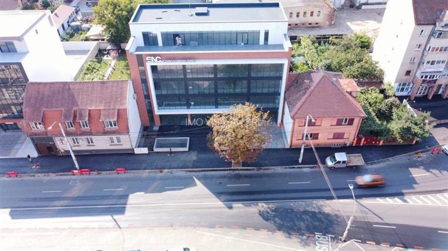 cladire 1800 mp+82 loc.parcare,ultracentral, Sibiu,comision 0 - 3