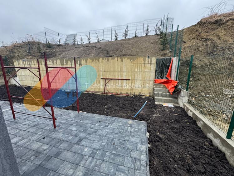 Duplex 162 mp + rooftop 72 mp, curte 180 mp, cartier Voronet - 4