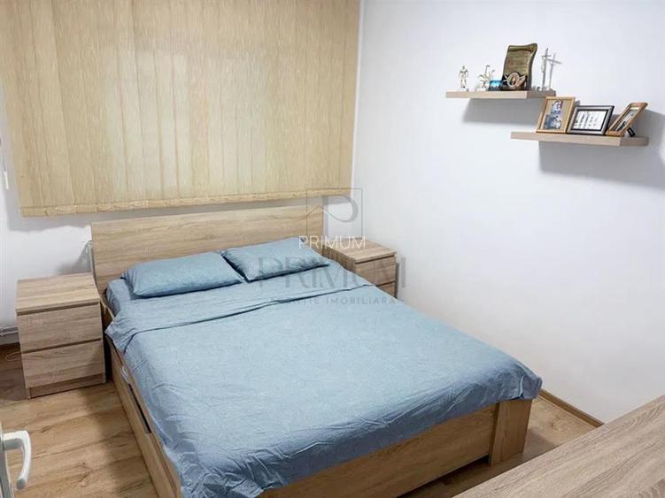 LIPOVEI - 3 Camere - Renovat - Decomandat - Centrala proprie - Boxa - ZONA LINIS - 4