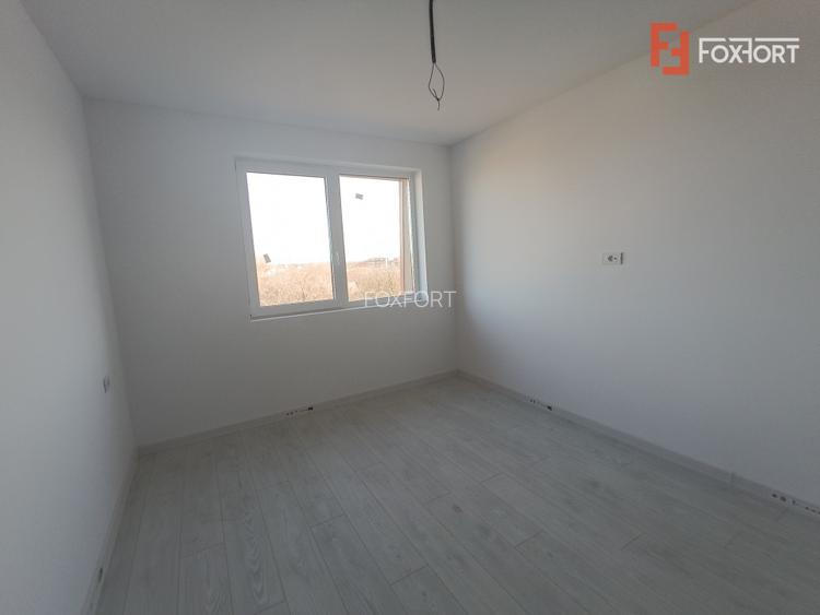 Apartament cu 3 camere decomandat, ETAJ 2 - Giroc - 31