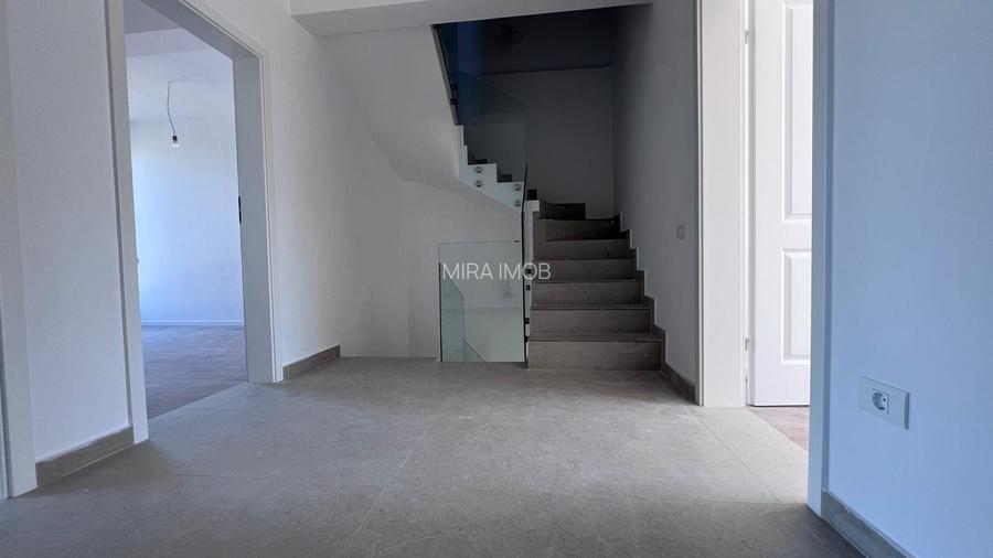 Complex rezidențial de vile individuale și duplexuri | Circuit închis | 220 mp - 22