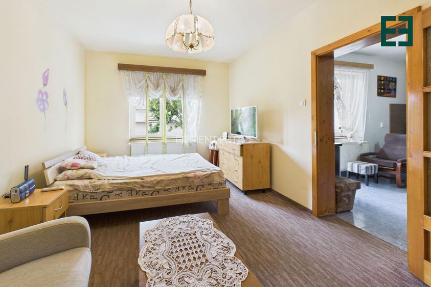 Casă tip Duplex cu 8 camere și 1080 mp teren  - Zona Bujac - Arad - 18