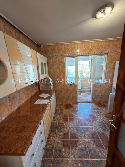 Apartament 3 camere, decomanda tîn zona Casa de Cultură - 2