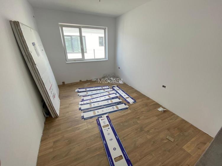 Comision 0%. Duplex spatios. Teren 380 mp. Panouri solare. - 13