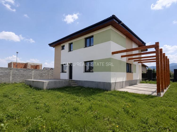 Casă individuală nouă , 497 mp teren , Cristian , Comision 0% - 3
