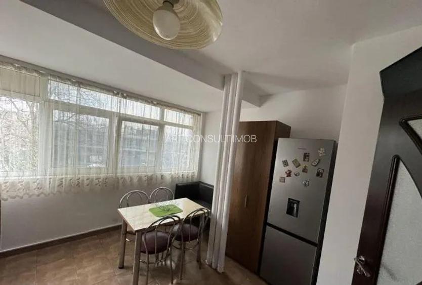 Apartament 3 Camere | Semidecomandat | Piata Sudului - 7