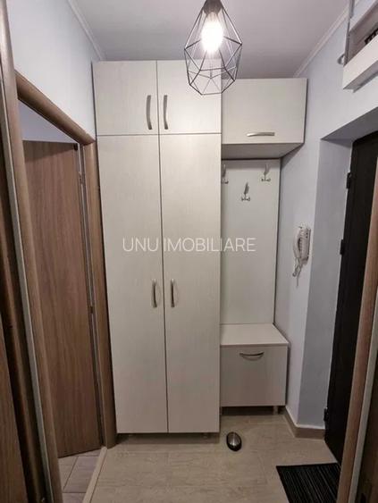 Garsoniera Renovata zona Nicolina 1 - 7