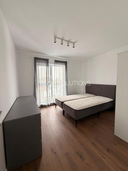 MUTARE RAPIDA! 2 camere decomandat , Metrou 1 Decembrie, sec 3 - 2