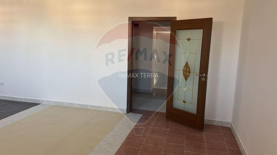 Spațiu industrial Brutarie de închiriat în Recea langa biserica - 5