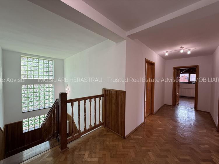 Vila spațioasă în Sisesti | 600 mp | 9 locuri de parcare | Teren 1500 mp - 14