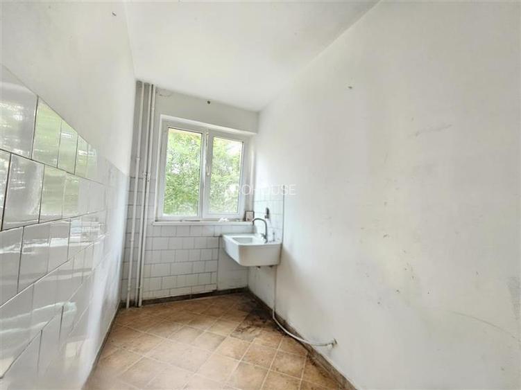 Zona Cora, 2 Camere, etaj 1 - 4