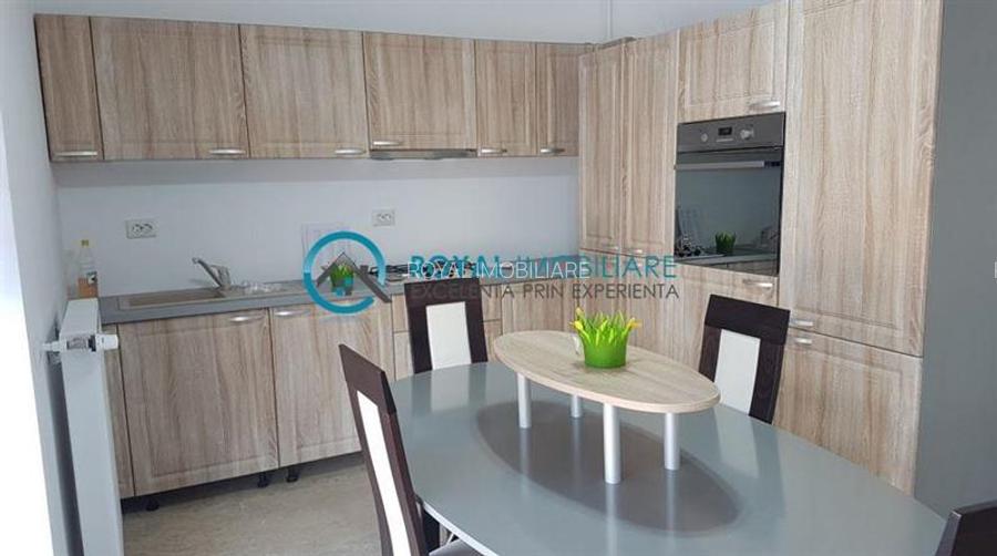 Royal Imobiliare - Inchiriere Apartament Penthouse cu 3 camere zona 9 Mai - 3