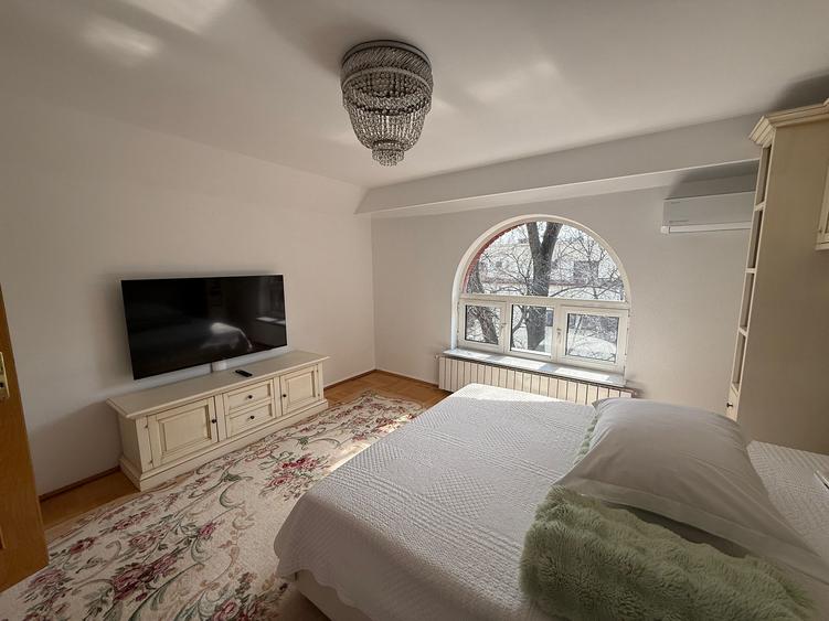 Apartament + Mansardă + Subsol în vilă – Dorobanți