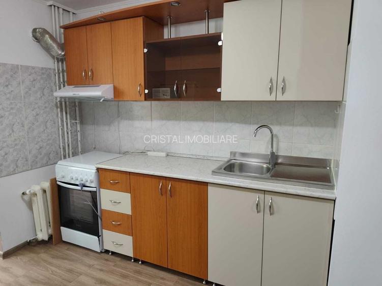 Apartament 2 camere de inchiriat , renovat recent, etaj 1, Gorjului - 5