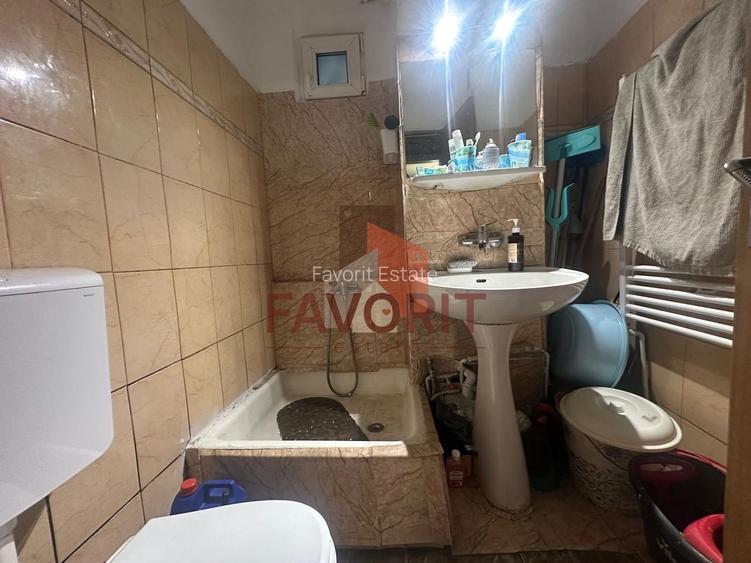 4 camere | COMISION 0 | centrala proprie | etaj 1 | decomandat | - 14