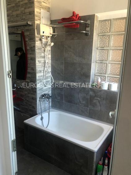 Garsoniera decomandata - Tomis I/Amfiteatru - 78.000 euro (Cod E2+E7) - 12