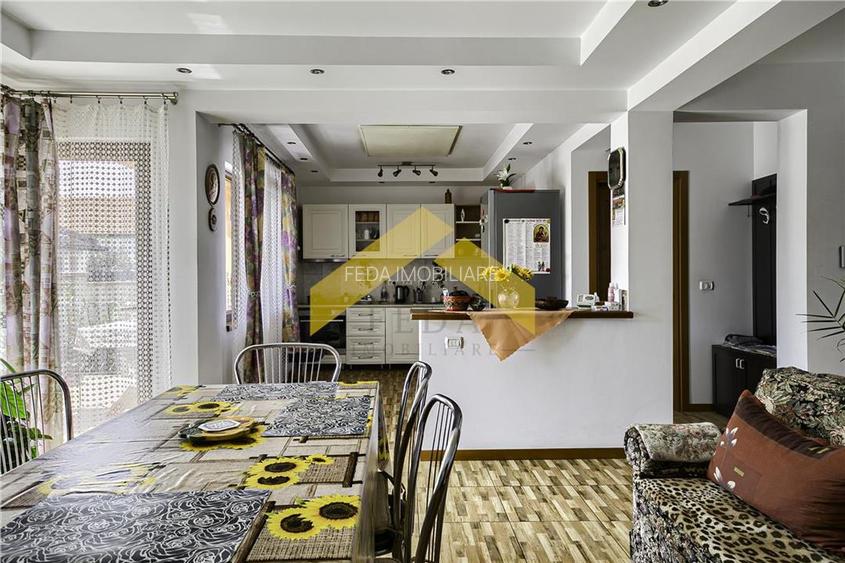 Casa tip duplex de vanzare Vladimirescu - 20