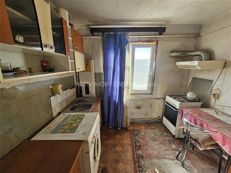 Resita, 2 Cam. Mobilat+Utilat, Micro 3 - 6