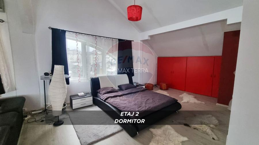 Casă / Vilă cu 10 camere de vânzare în SIGHETUL MARMATIEI zona Central - 21