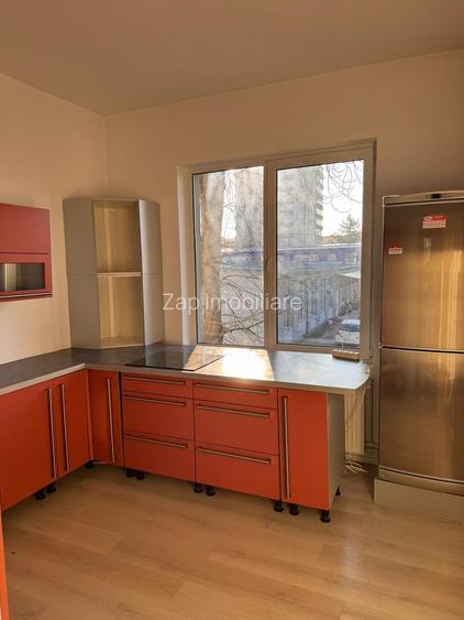 Cladire birouri / spatiu comercial - 584 mp  - Comision ZERO - 10