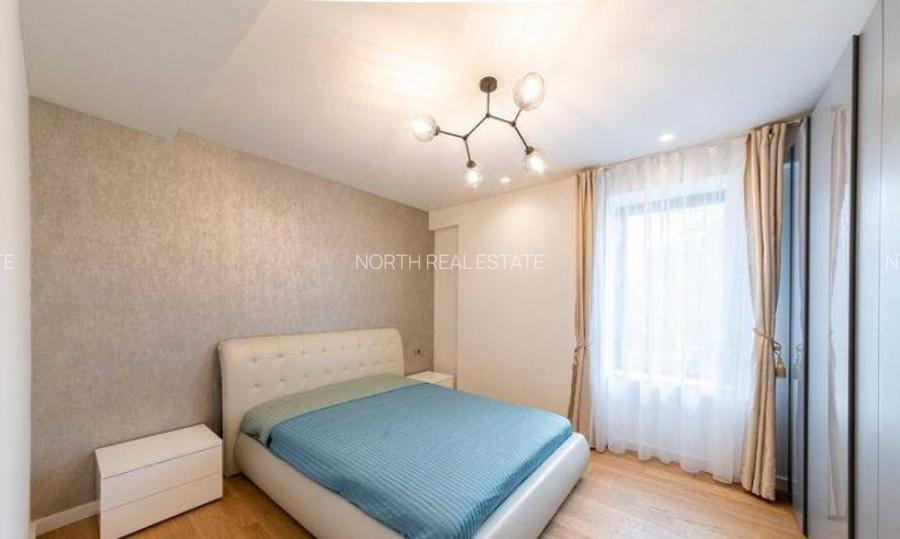 30 sqm terrace Aviatie Tower by Radacini - 3