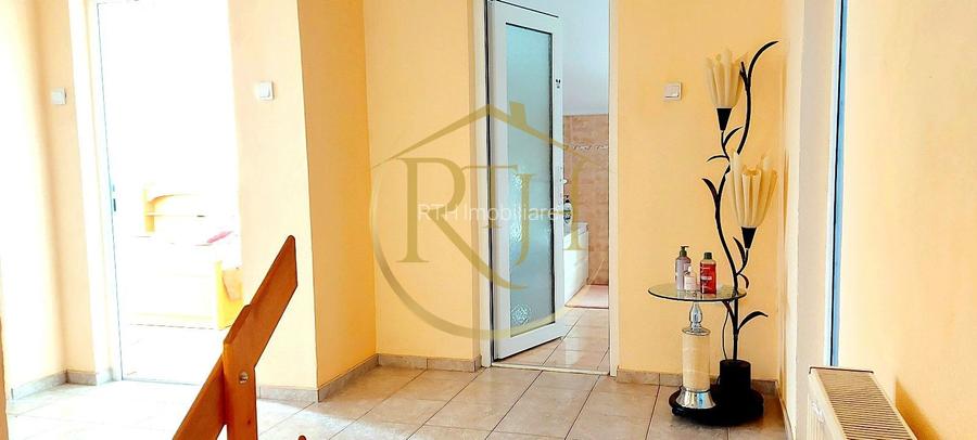 Oferim spre vanzare casa, 6camere, 162mp utili,809mp teren,in Giroc 0% Comision - 18