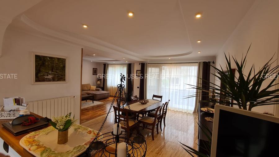 Vila zona Ultracentrala - 18