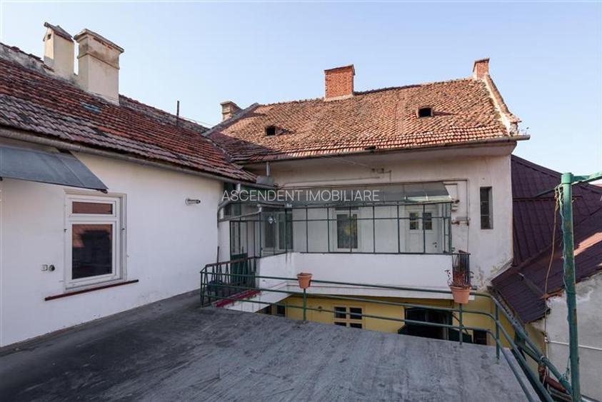 Nivel in vila, curte deosebita, priveliste, Central, Brasov - 56