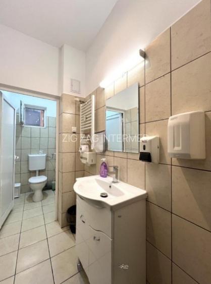 Delfinariu-bd. Mamaia, spatiu birouri, 120 mp., openspace - 25