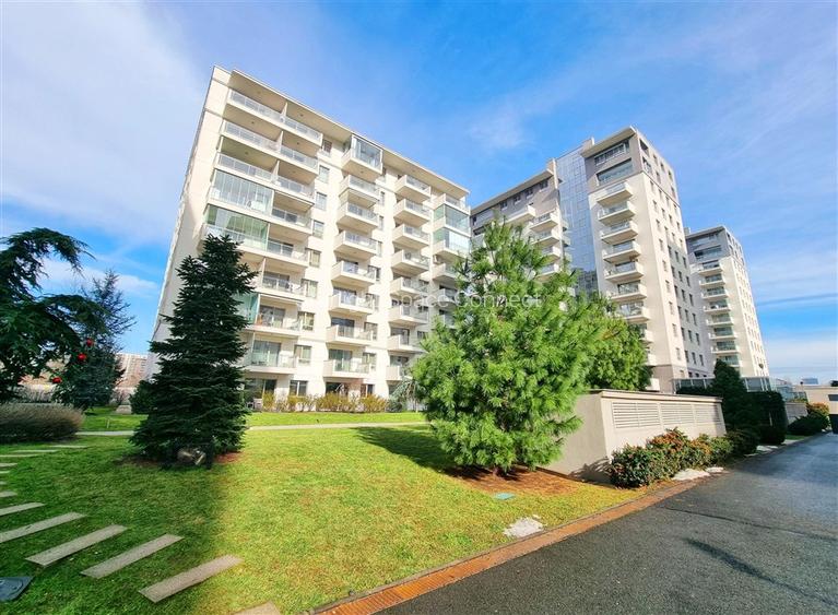 Designer 1-bedroom Duplex - Penthouse for Rent | Weekly Housekeeping | Parking - 9