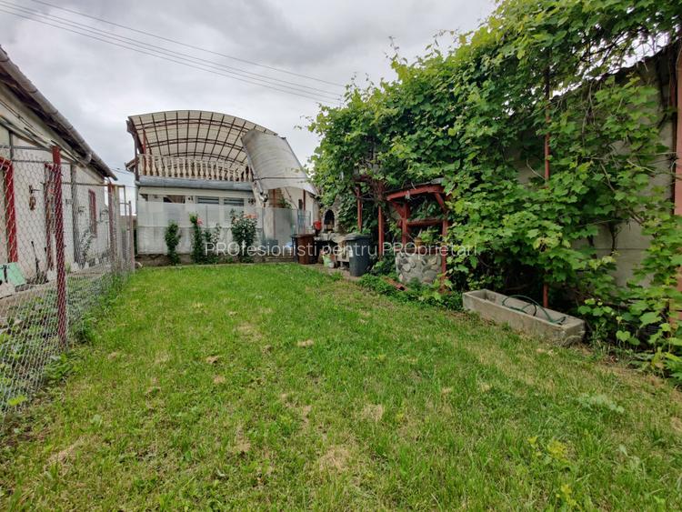 COMISION 0% Spatiu prestari servicii+2 apartamente+garaj+2 terase+520mp teren - 13