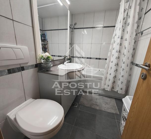 Apartament 4 camere, 2 bai, etajul 1, centrala proprie, zona Lipovei - 13