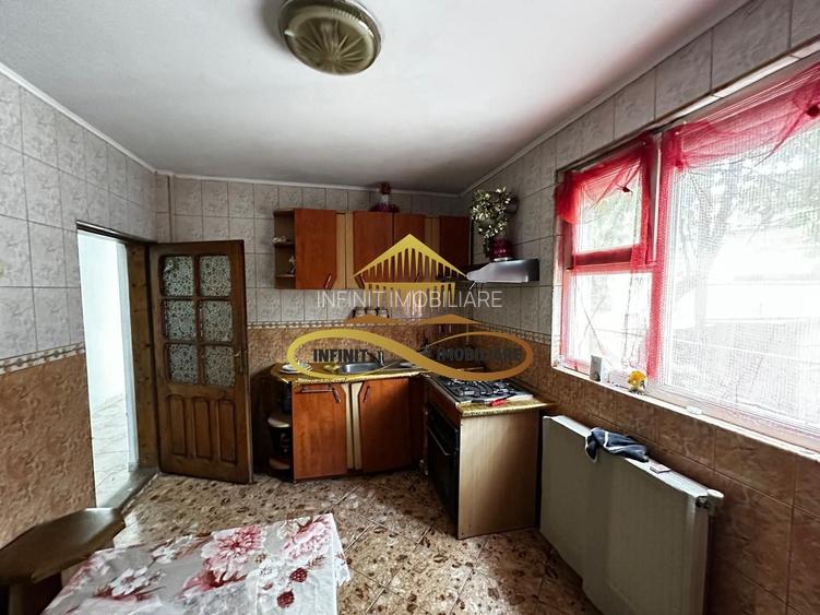 Casă individuală P+M în cartierul CFR Bacău 500 mp teren - 22