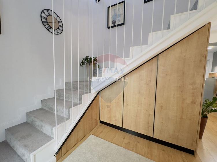 Casă / Vilă 5 camere,piscina Cart.Orizont 2 zona Metropolitana Oradea - 21