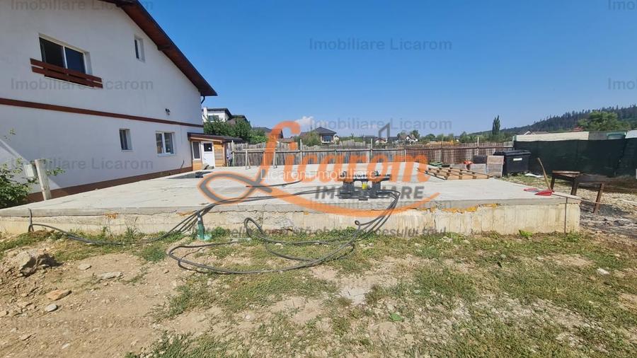 Proprietate in Cristian cu trei constructii+o fundatie,450000euro - 7