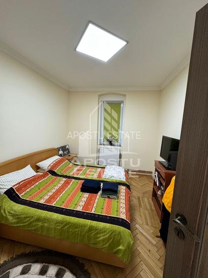 Casa cu piscina si 5 camere in Dinias - 4