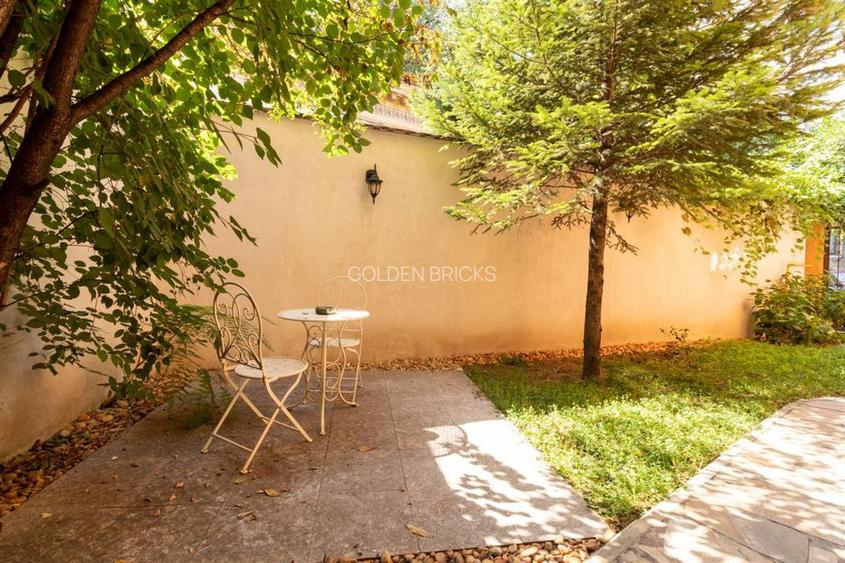 Piata Victoriei | Buzesti | 5 Camere | Curte | Vila Reprezentativa - 4