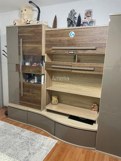 Vând apartament 2 camere Titan  - 2