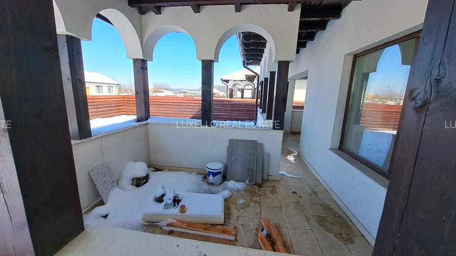 CASA 4 CAMERE CU SUPRAFATA GENEROASA IN  STIL NEOROMANESC - 7