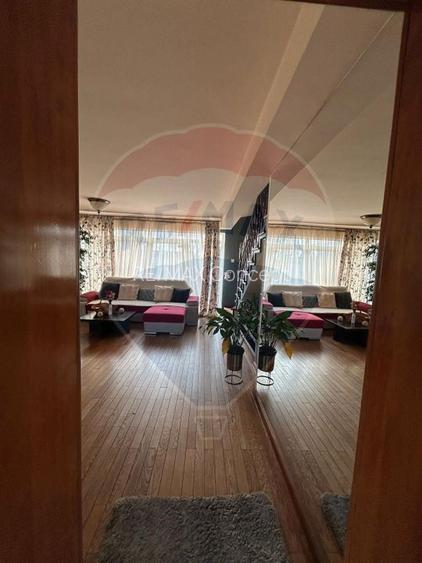 Casă | Vilă insiruita | Inchiriere| 5 camere - 7