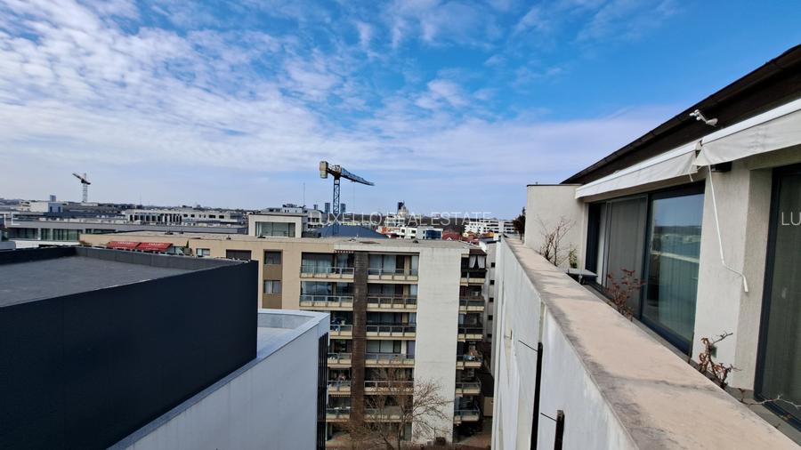 APARTAMENT 4 CAMERE CU SCARA INTERIOARA TIP LOFT -ULTRA LUX - 57