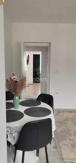 Vând apartament 2 camere, compus din dormitor, bucătărie open-space, hol și baie - 12