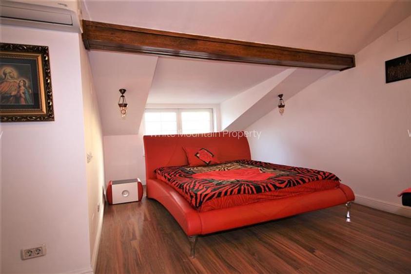 Corp vila, ideal locuinta, cu piscina si curte proprie in centru, Bucuresti - 14