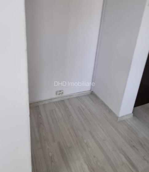 Spatiu Comercial Podu Ros - 5