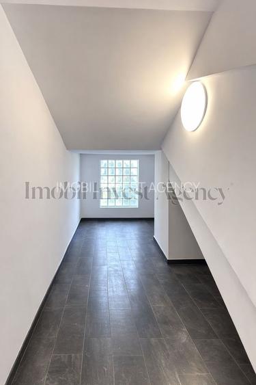 Vilă P+1+M cu lift, 262 mp utili, 2 terase panoramice, teren 348 mp - 29