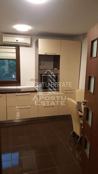 Apartament cu 3 camere, 2 bai, 2 balcoane, garaj, renovat,zona Iosefin - 7
