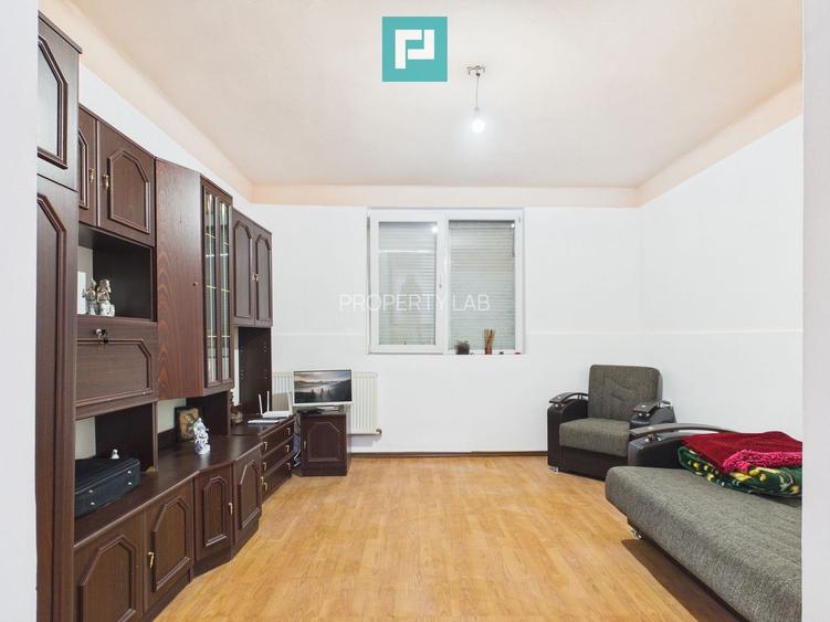 2 case separate + curte 1400 mp – Zona Dâmbovița - 13