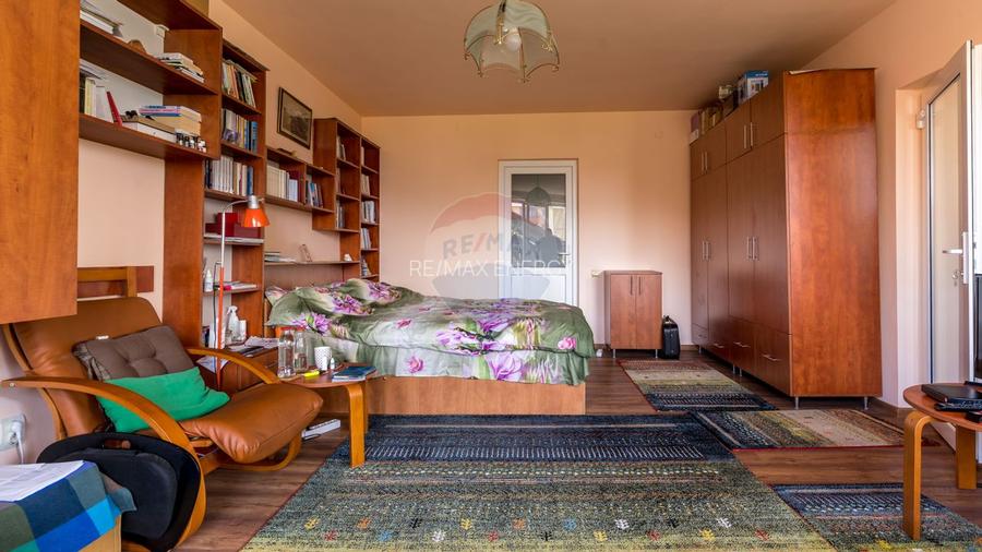 Casa pe 5 nivel-Ideala pentru Locuinta, Sediu Firma sau Investitie! - 11