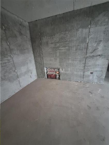 Duplex pe parter - 3 dormitoare - zona foarte buna - posibilitate alegere finisa - 2