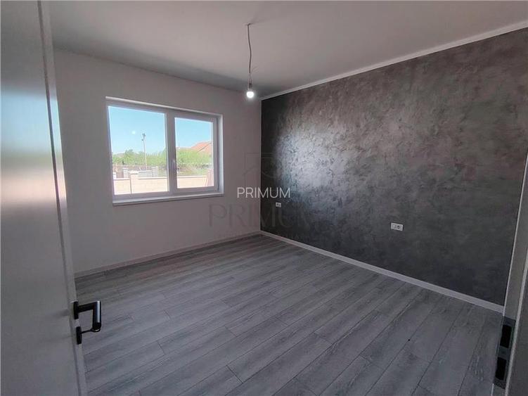 CASA INDIVIDUALA - GATA DE MUTAT - ZONA POPULATA - 6